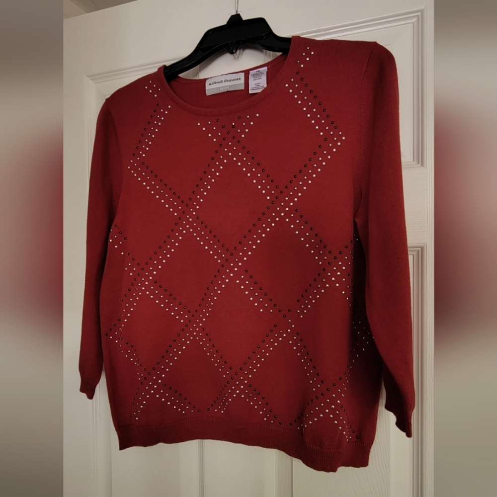 Women's top - petite